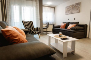 Rea Center-self check in,free parking, Osijek